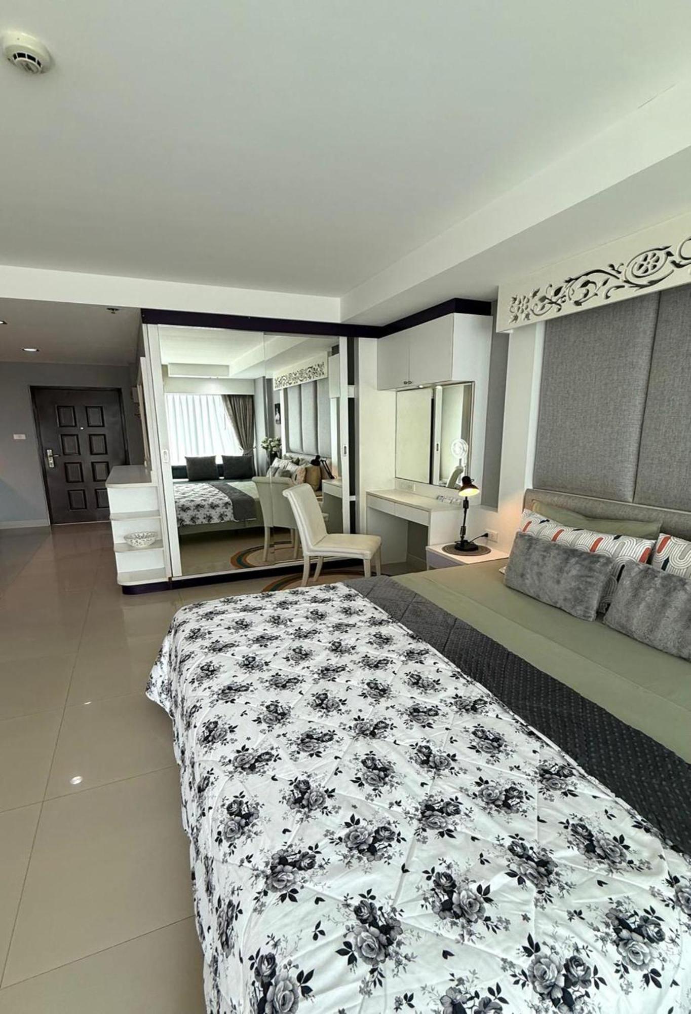View Talay Condominium By Vlad Property Pattaya Værelse billede